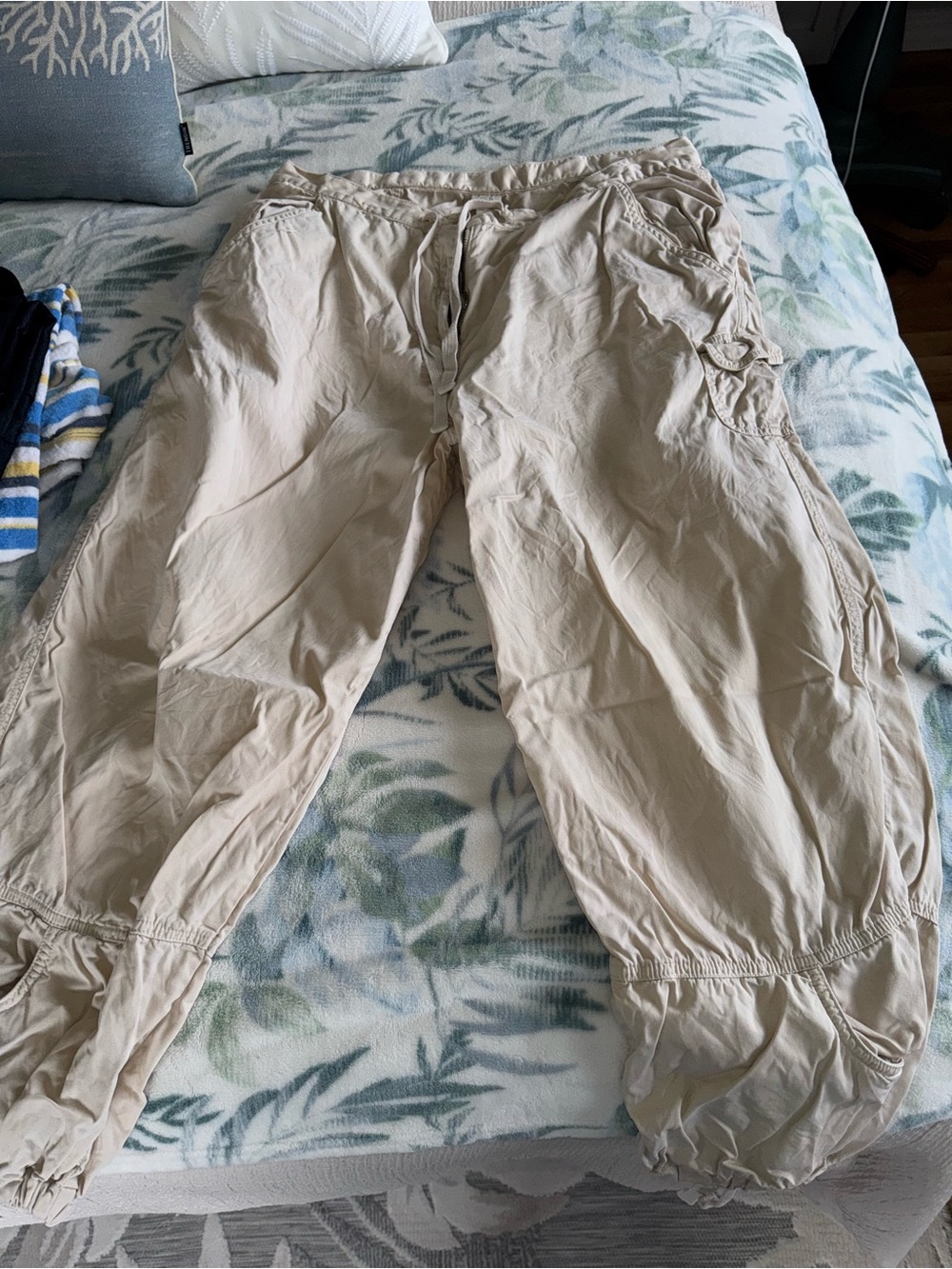 J.Jill cargo style pants